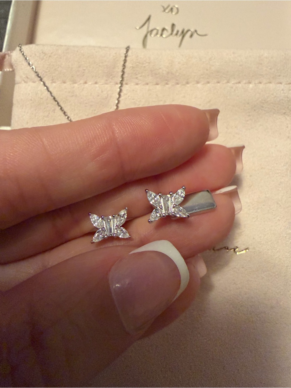 ✨ Jaclyn Roxanne Butterfly Jewelry Set ✨ - Picture 3 of 8